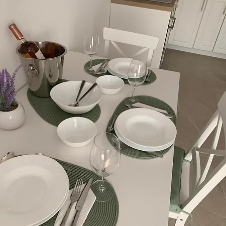 Bamboo Studio- Apartamento Sozopol