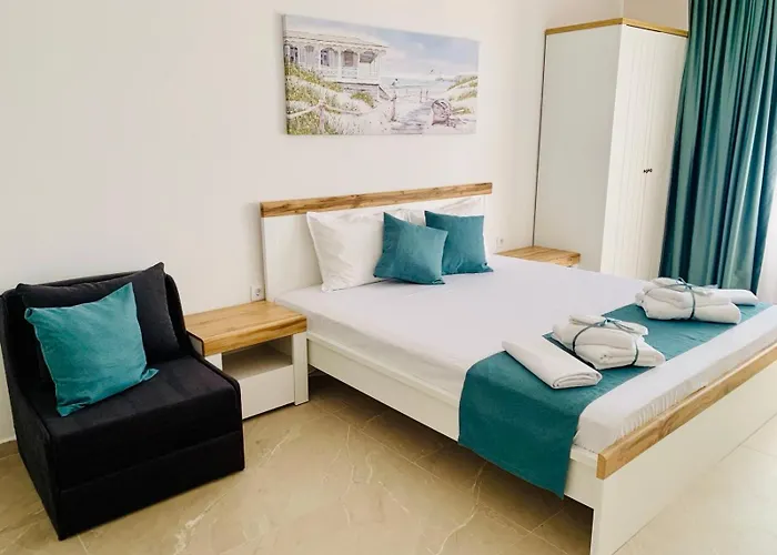 Apartment Bamboo Studio- *